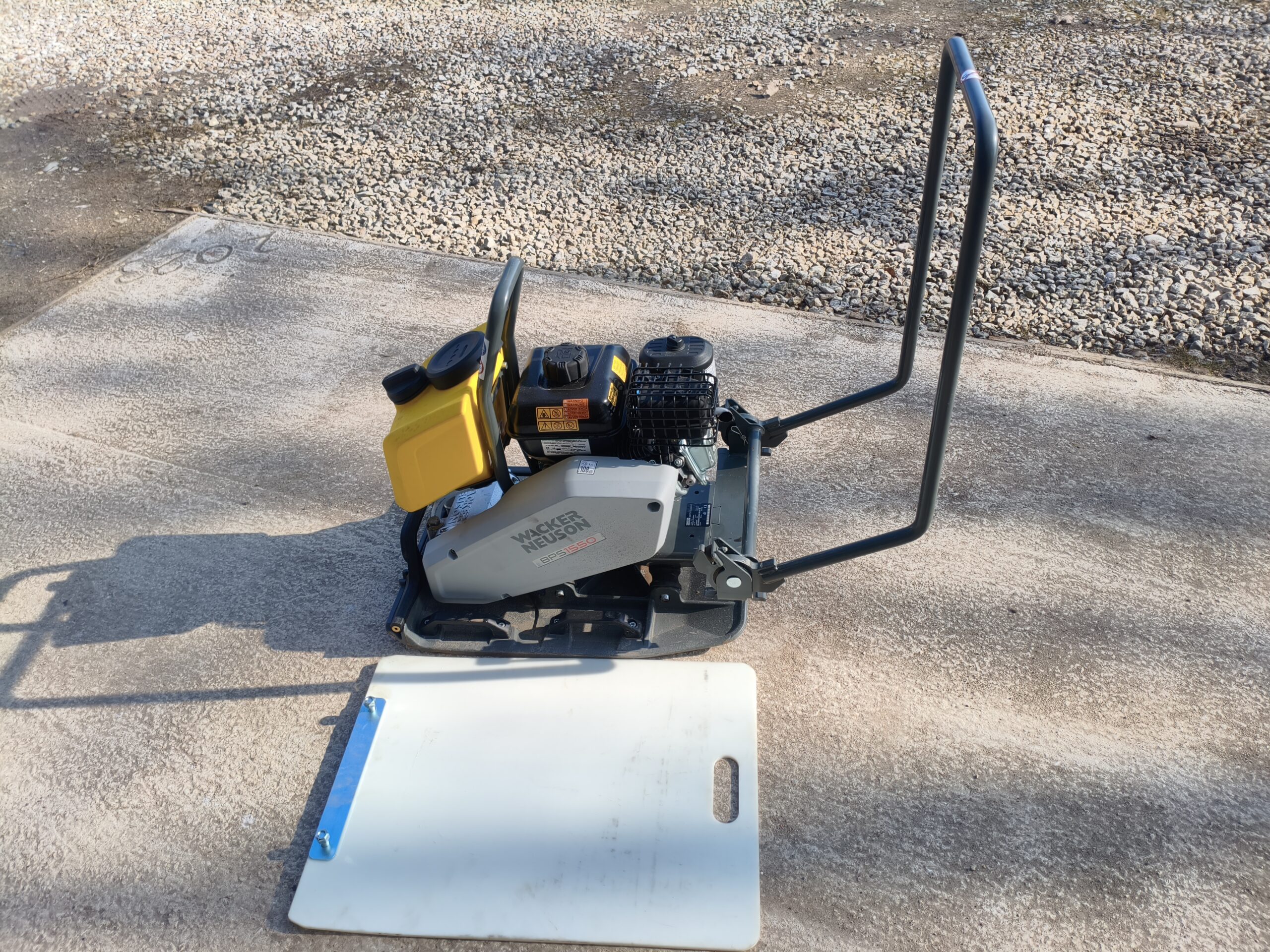 Kummitald 90kg plaatvibraatorile